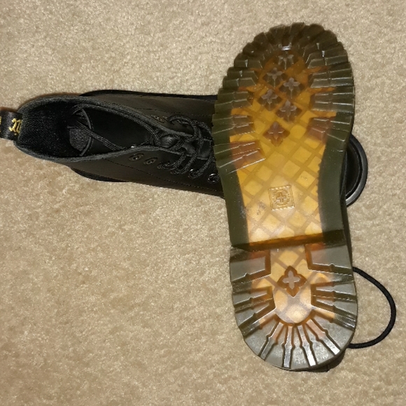 Dr. Martens black leather boots - Picture 6 of 12